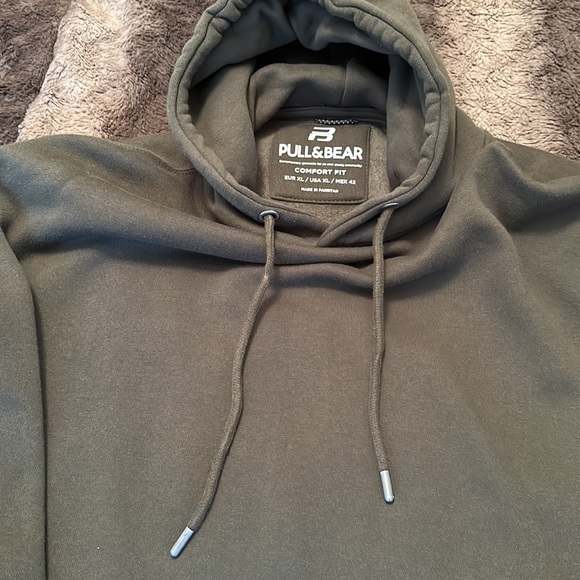 Pull & Bear sweatshirt - Picture 2 of 3